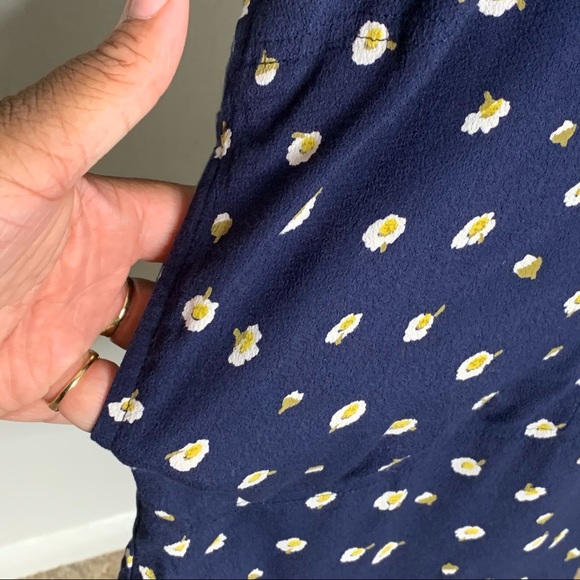 Madewell Navy Blue Button Easy Dress in Daisy Dot - Picture 6 of 14